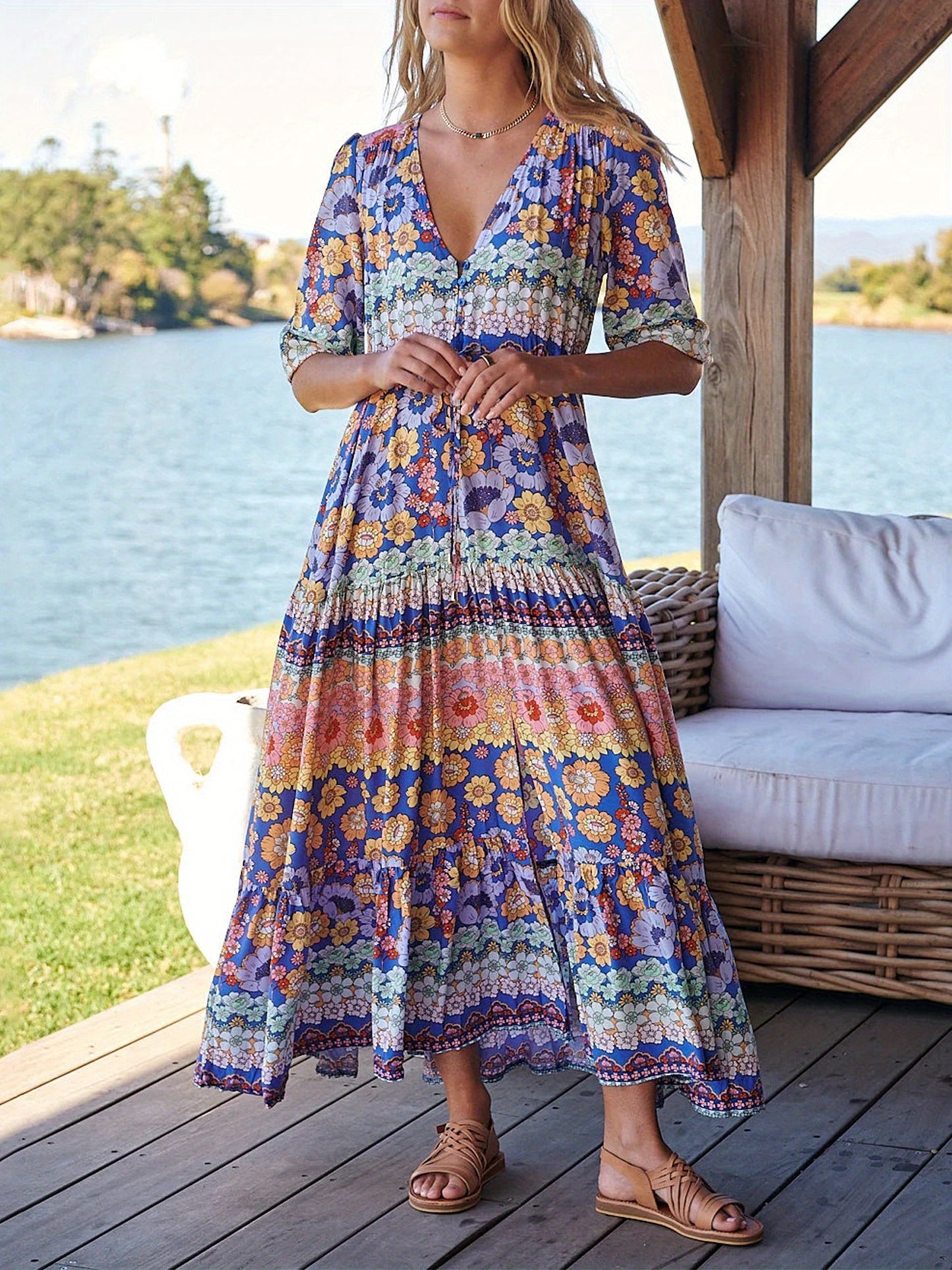 Chic Floral V-Neck Maxi Dress